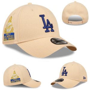 New Arrivals Snapback Hat 262