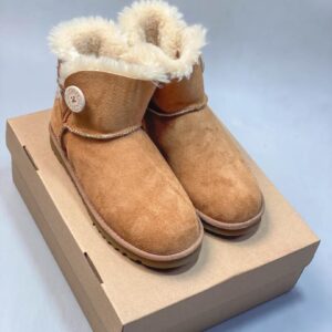 MINI BAILEY BUTTON II FallWinter European Classic Buttoned Short Boot Snow Boot Women's Boot