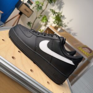 Air Force One Black and White Hook